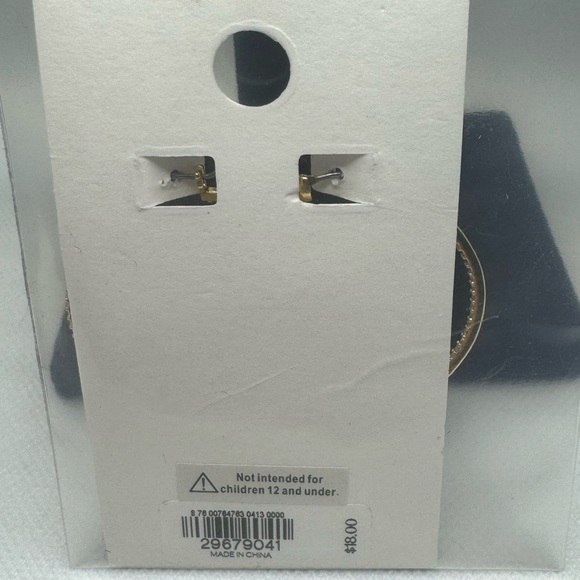 Express Gold Hoop Earrings 🤩✨ - Picture 5 of 5